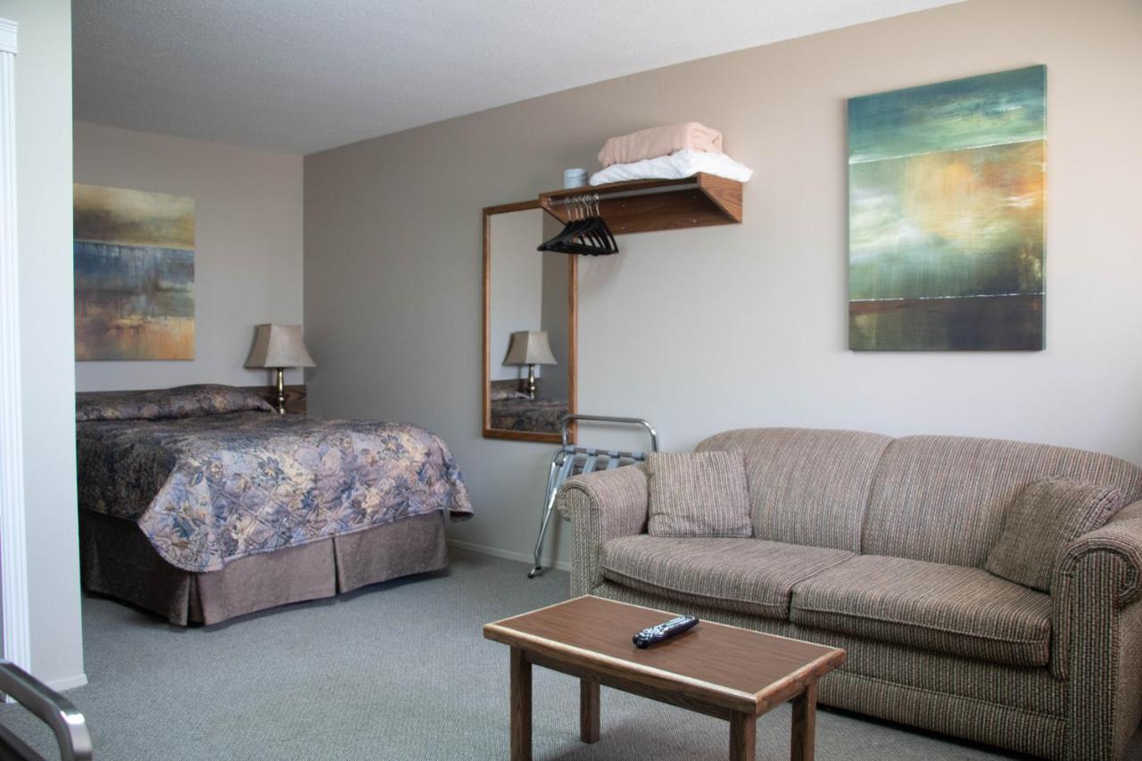 Prairie Oasis Tourist Complex Motel Moose Jaw Luaran gambar